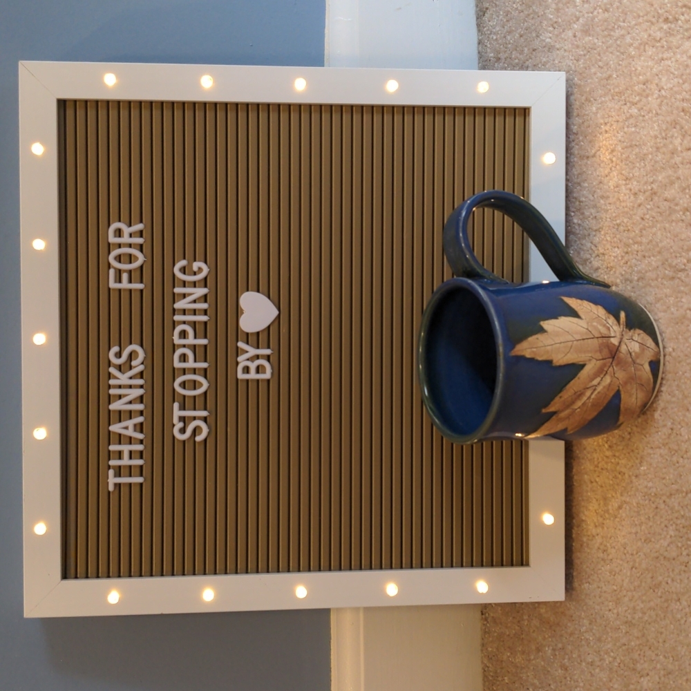 Maple leaf coffee mug